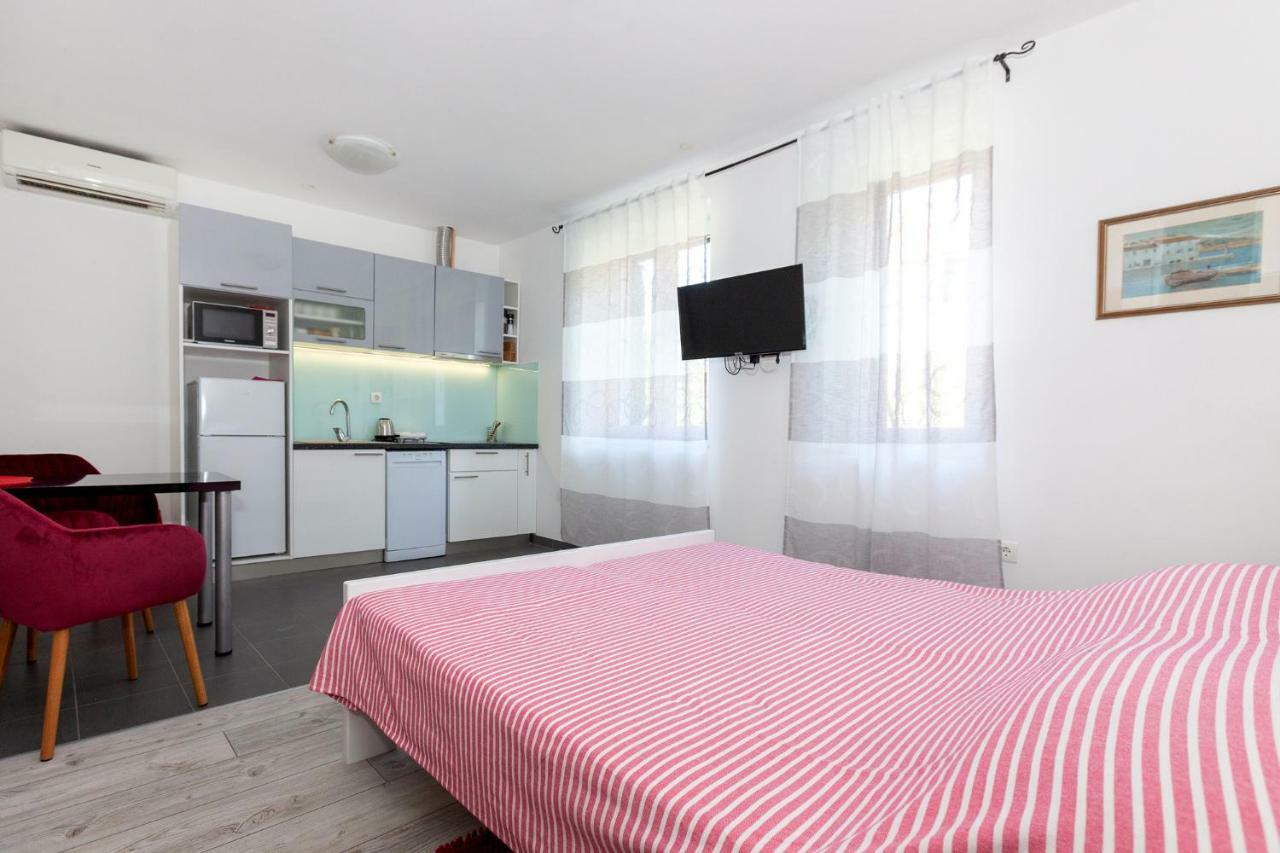 Studio Apartment Toma 斯普利特 外观 照片